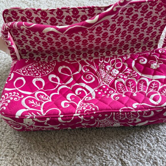 VERA BRADLEY purse NEW with TAGS Pink white flowers quilted with strap - Picture 5 of 5